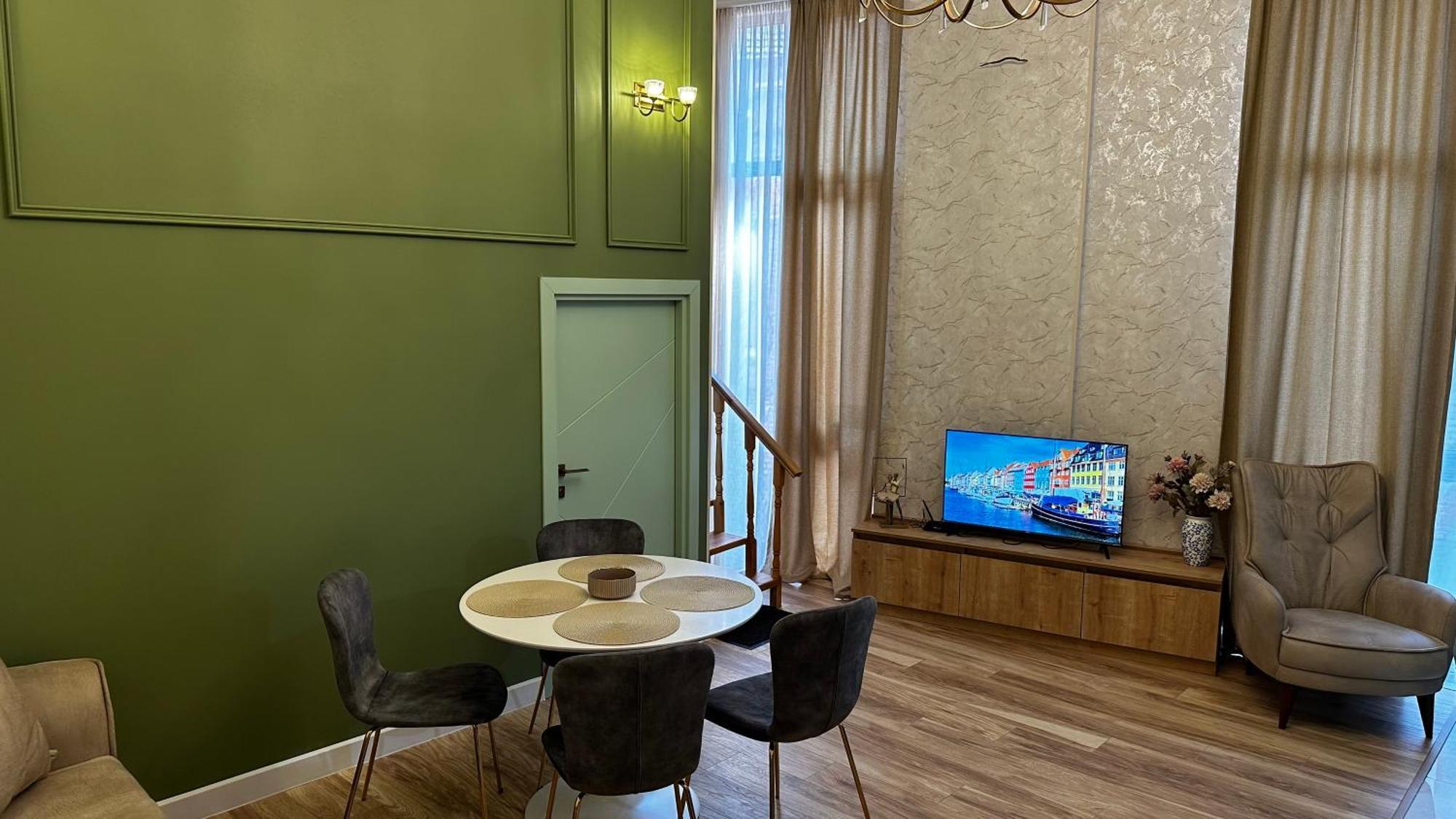Made With Love Apartment Тбилиси Екстериор снимка