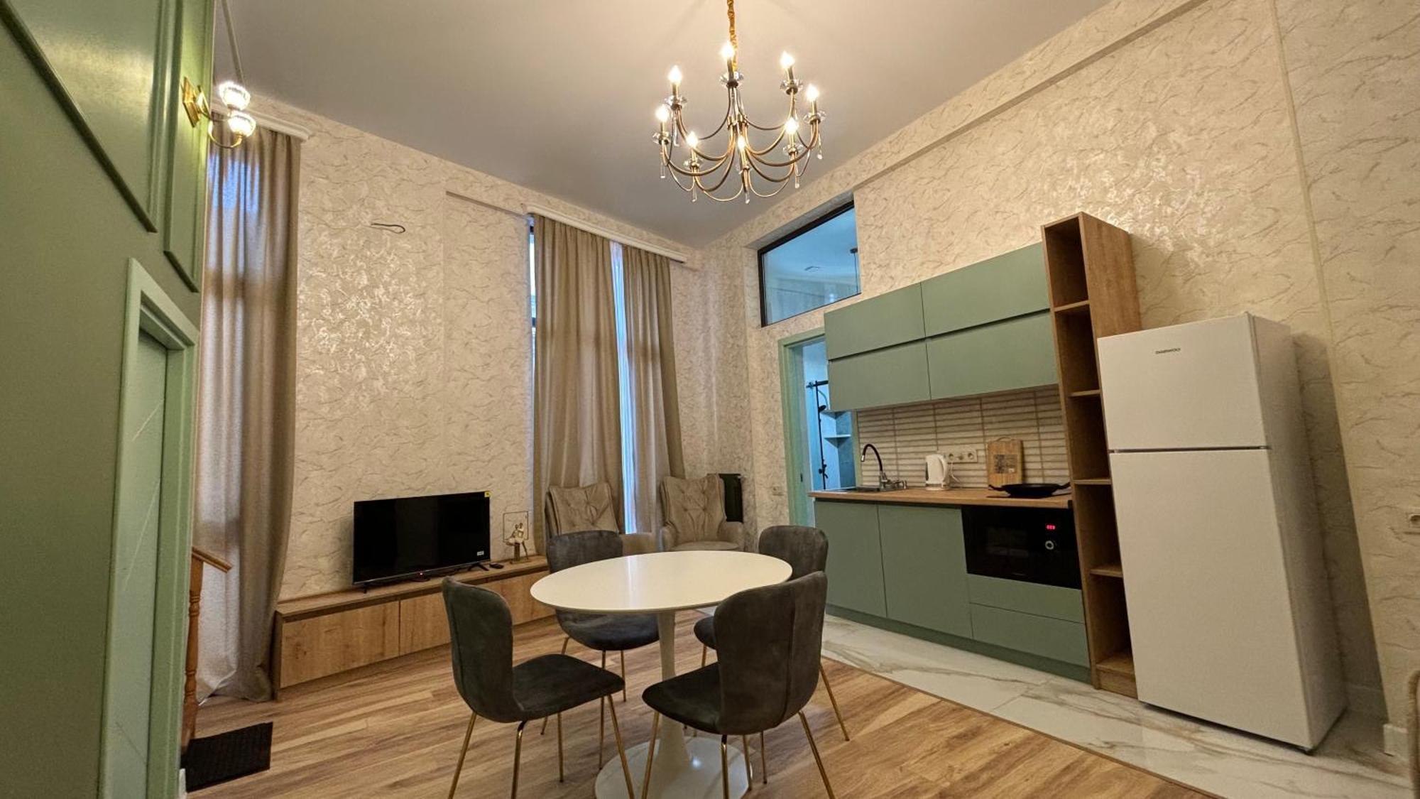 Made With Love Apartment Тбилиси Екстериор снимка