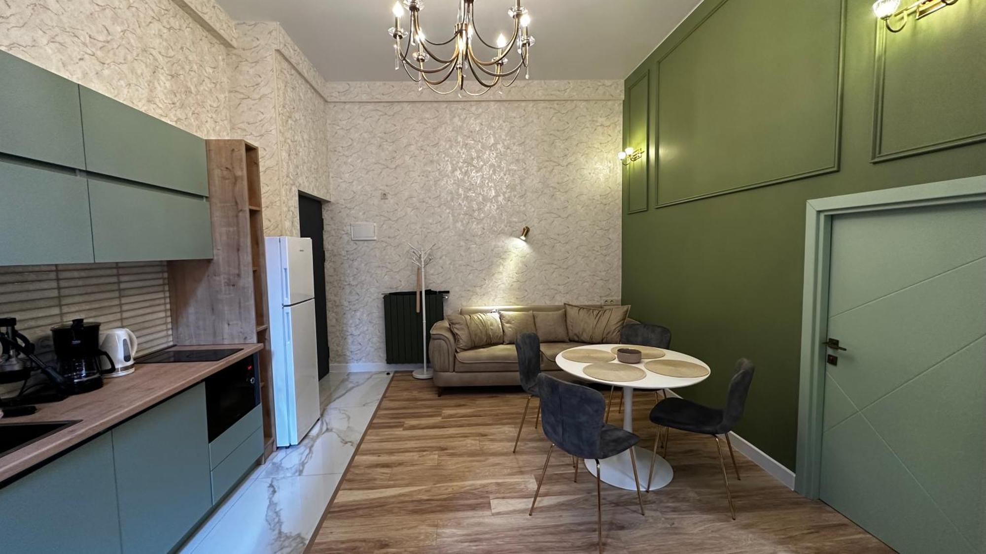 Made With Love Apartment Тбилиси Екстериор снимка