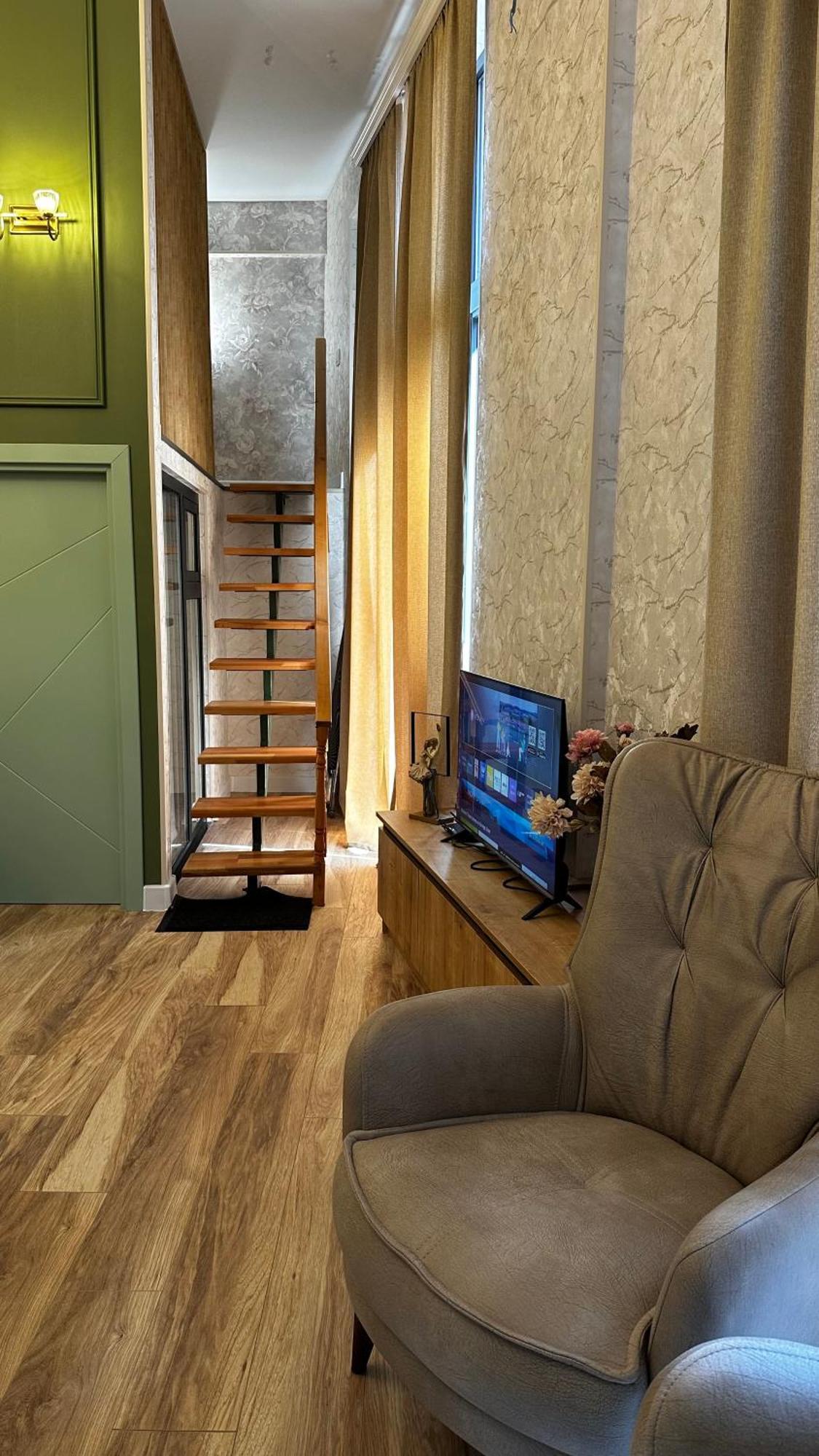 Made With Love Apartment Тбилиси Екстериор снимка