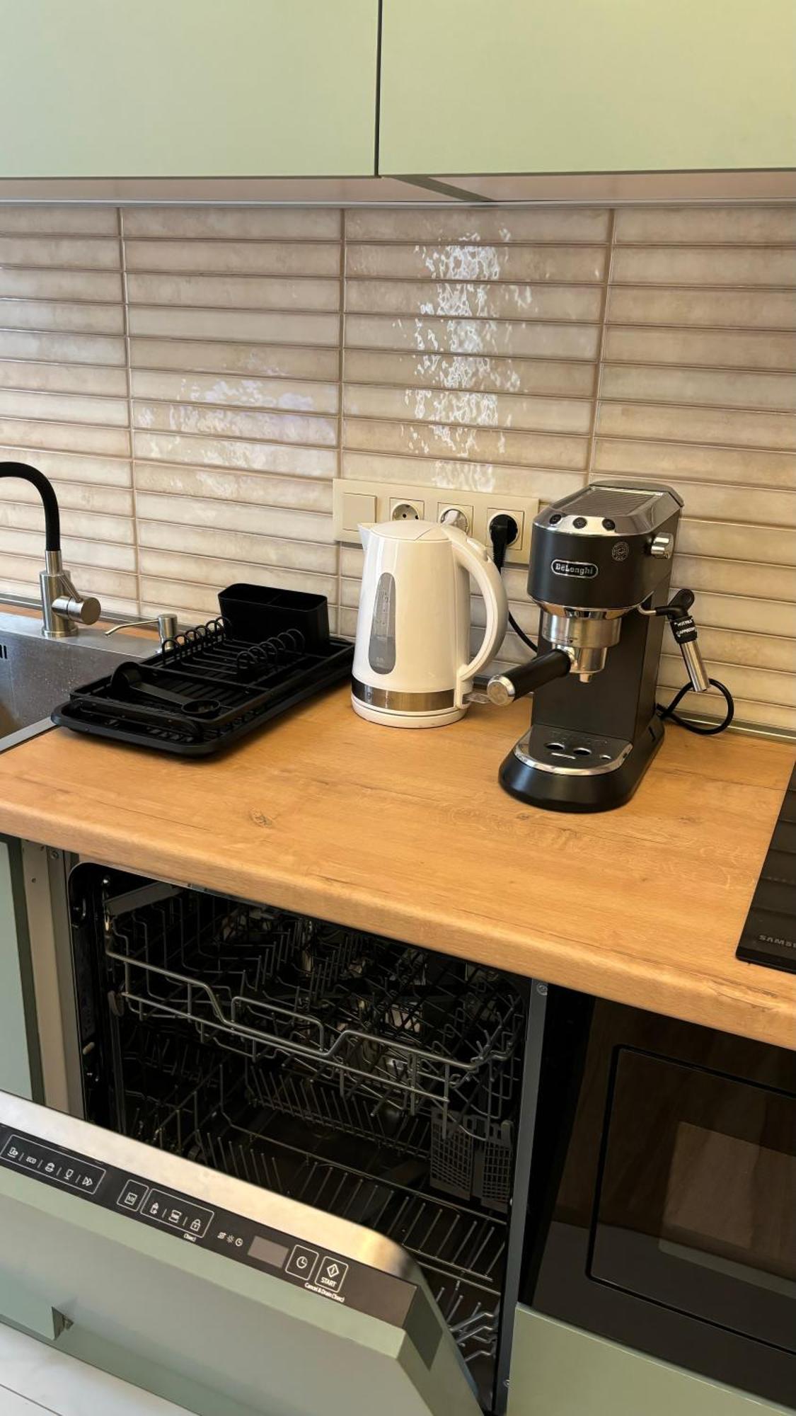 Made With Love Apartment Тбилиси Екстериор снимка