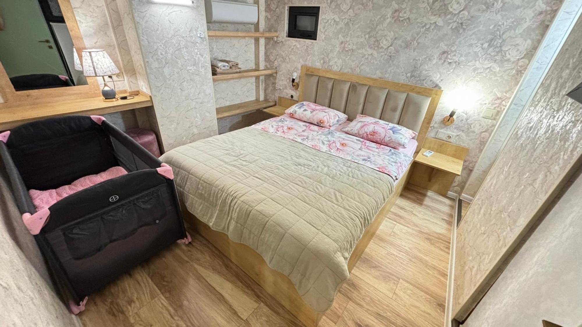 Made With Love Apartment Тбилиси Екстериор снимка